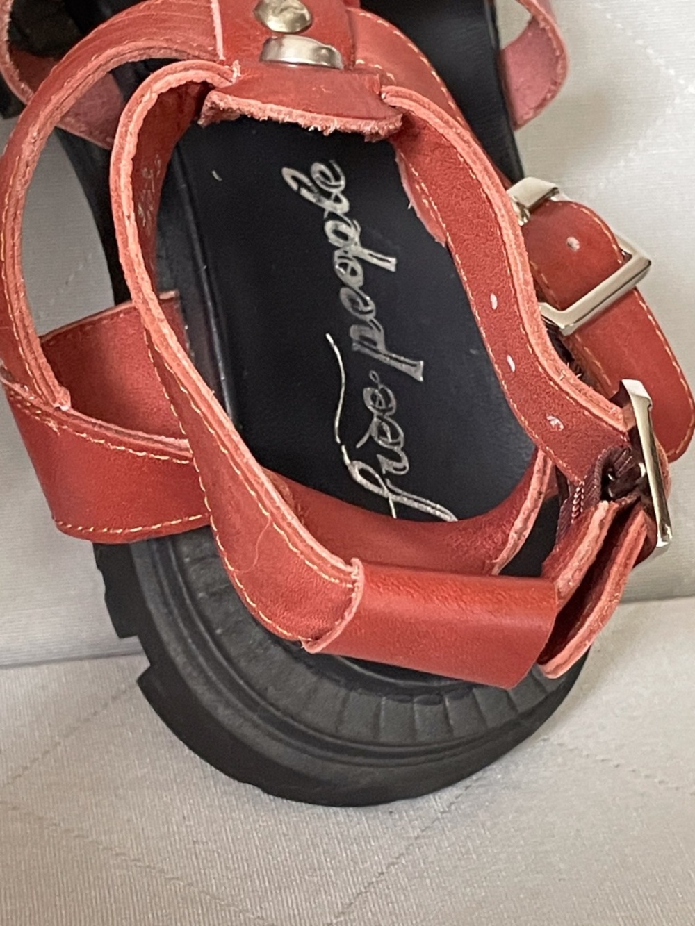Free People Hadley Hammered Stud Sandals - Like New - 38.5/8 - Picture 3 of 10